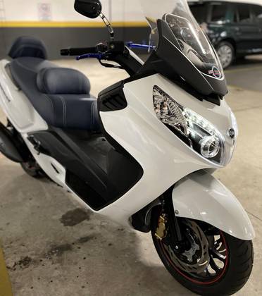 DAFRA MAXSYM 400i 